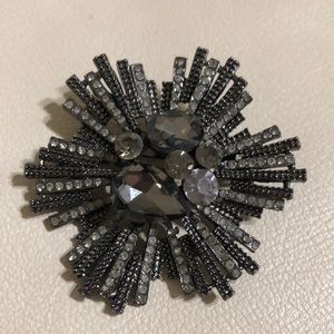 Beautiful Starburst Gray Brooch